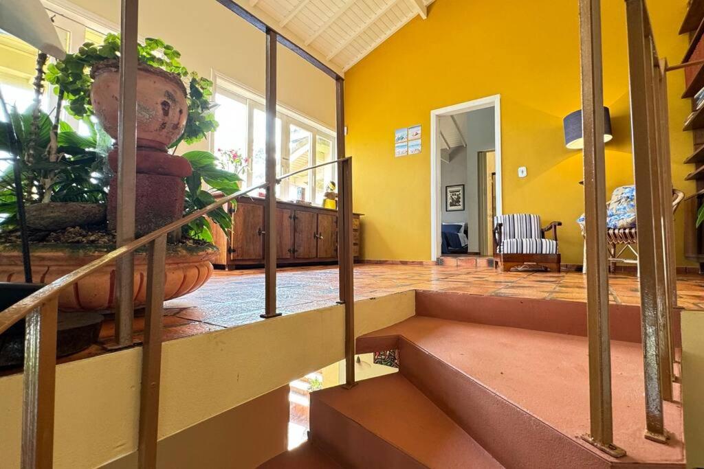 Casa Pé na Areia Suíte Master com Hidromassagem, Wi-Fi, Vista Mar e Churrasqueira
