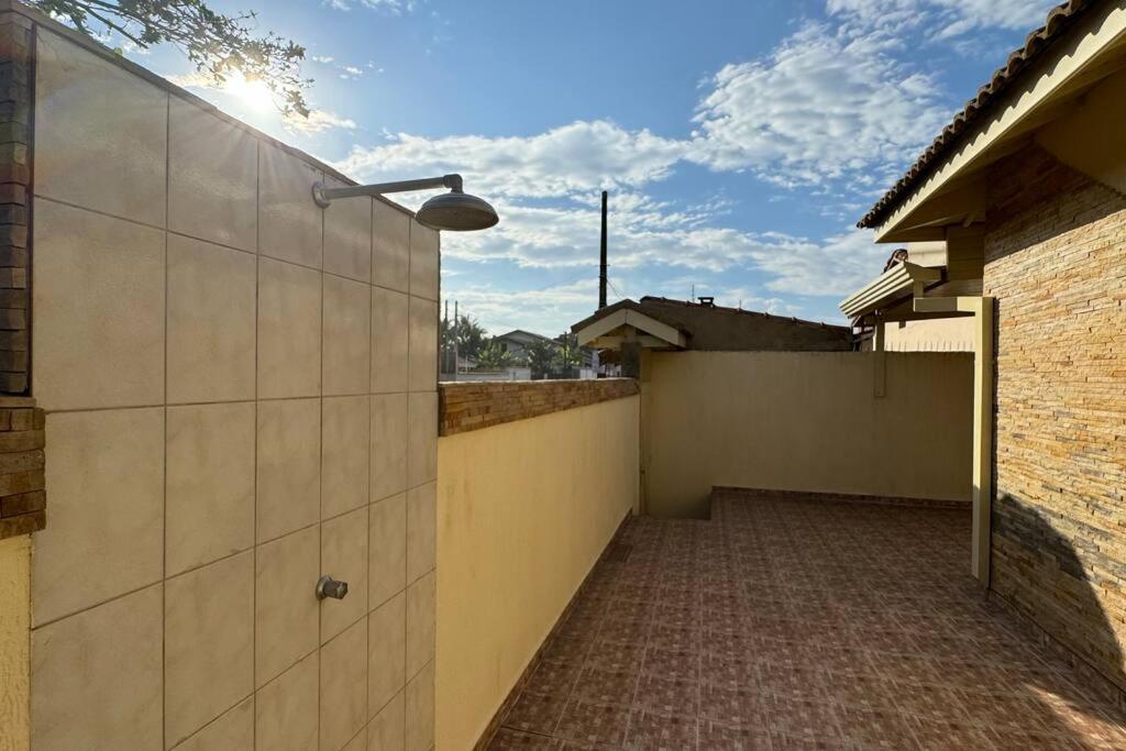 Casa Pé na Areia Suíte Master com Hidromassagem, Wi-Fi, Vista Mar e Churrasqueira