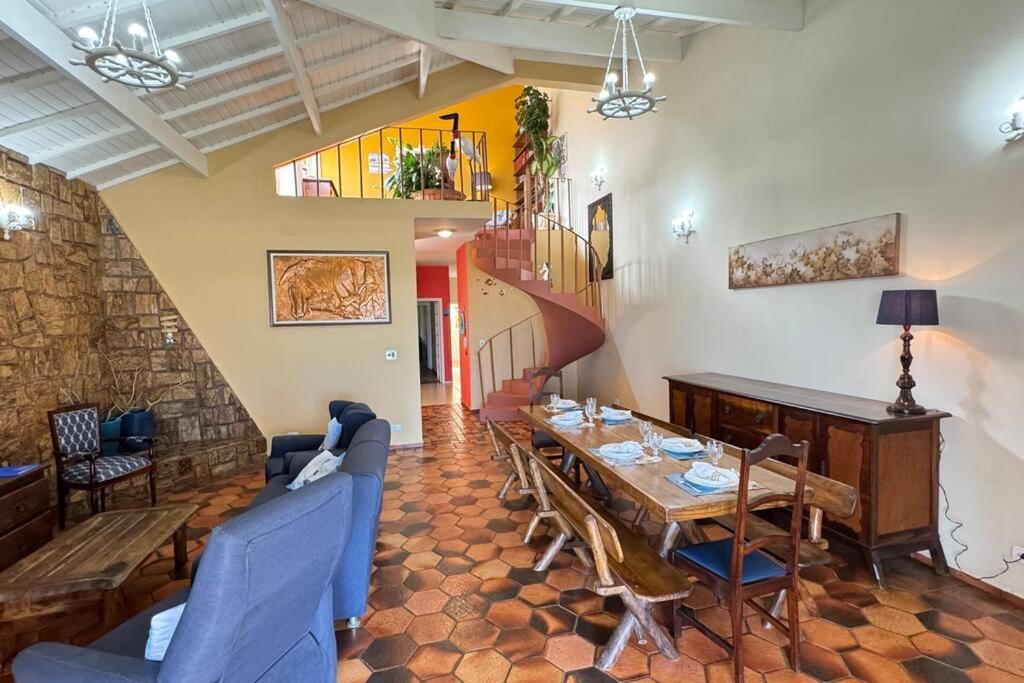 Casa Pé na Areia Suíte Master com Hidromassagem, Wi-Fi, Vista Mar e Churrasqueira