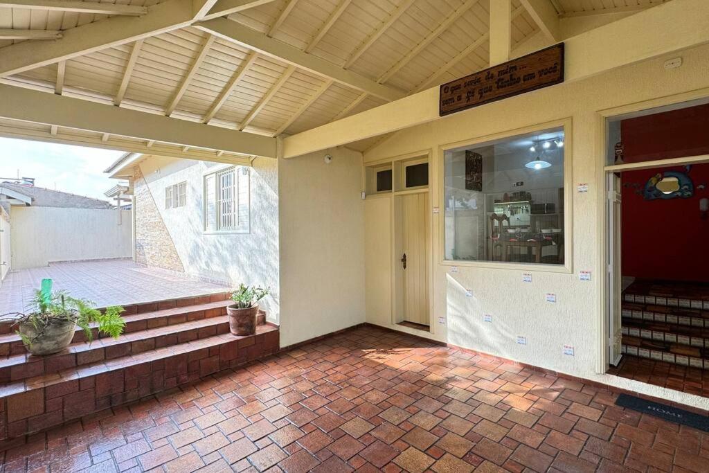 Casa Pé na Areia Suíte Master com Hidromassagem, Wi-Fi, Vista Mar e Churrasqueira