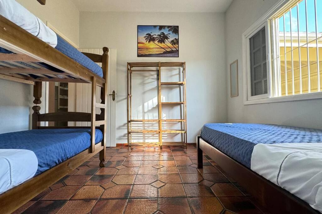 Casa Pé na Areia Suíte Master com Hidromassagem, Wi-Fi, Vista Mar e Churrasqueira