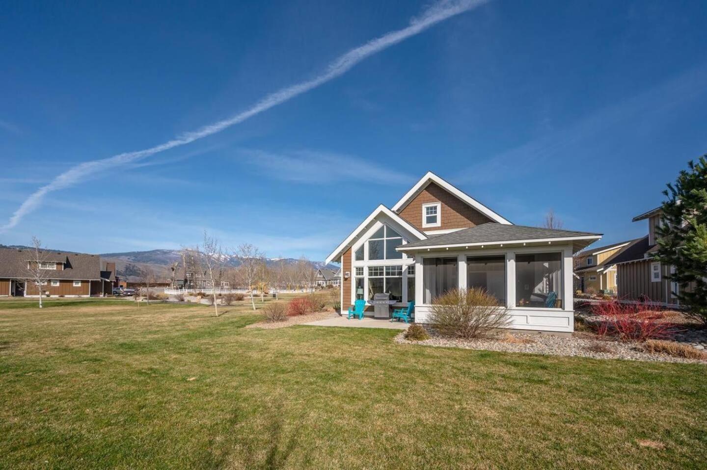 Sunrock Meadow Cottage On Osoyoos Lake