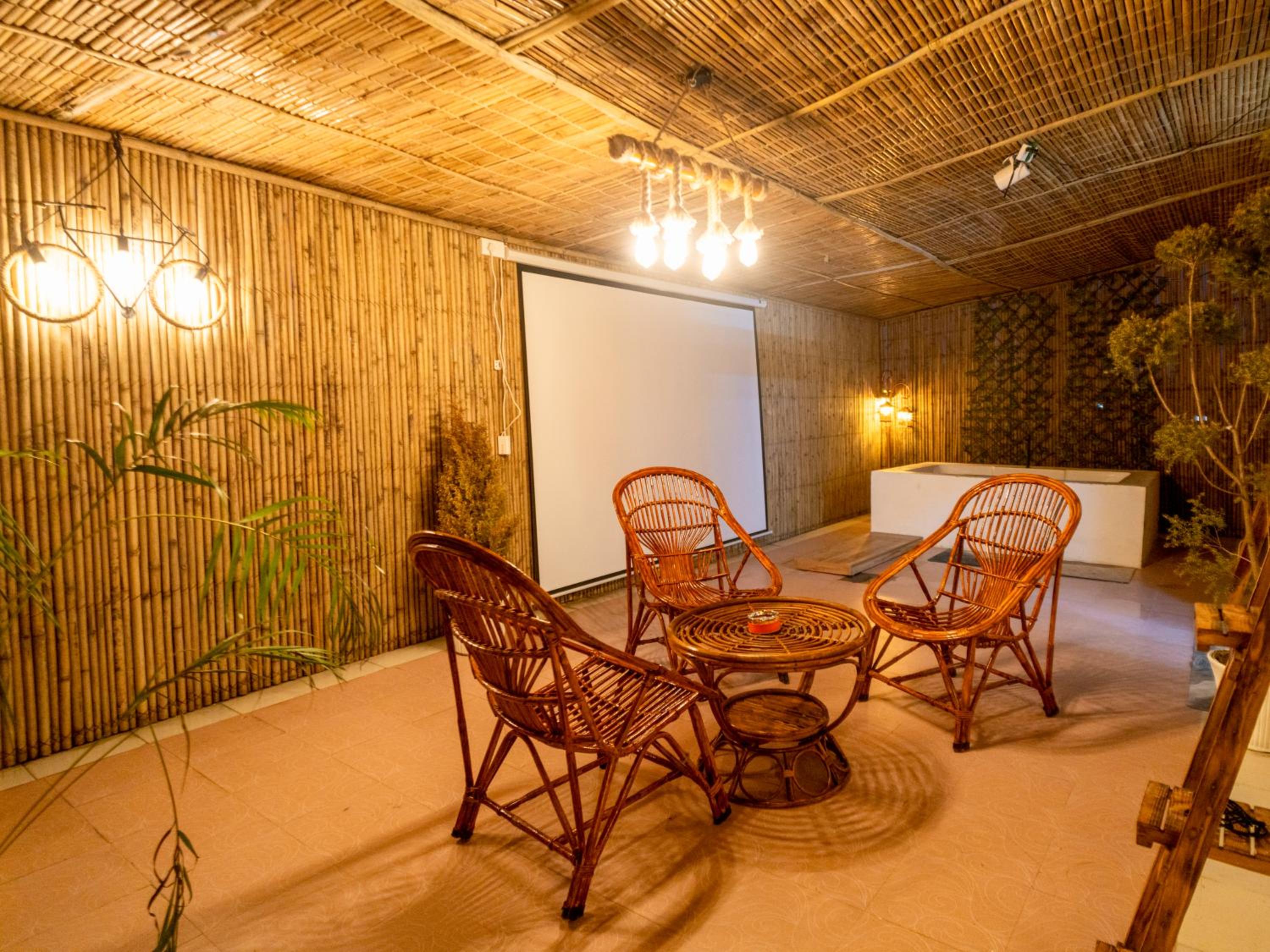 meeting & event spaces