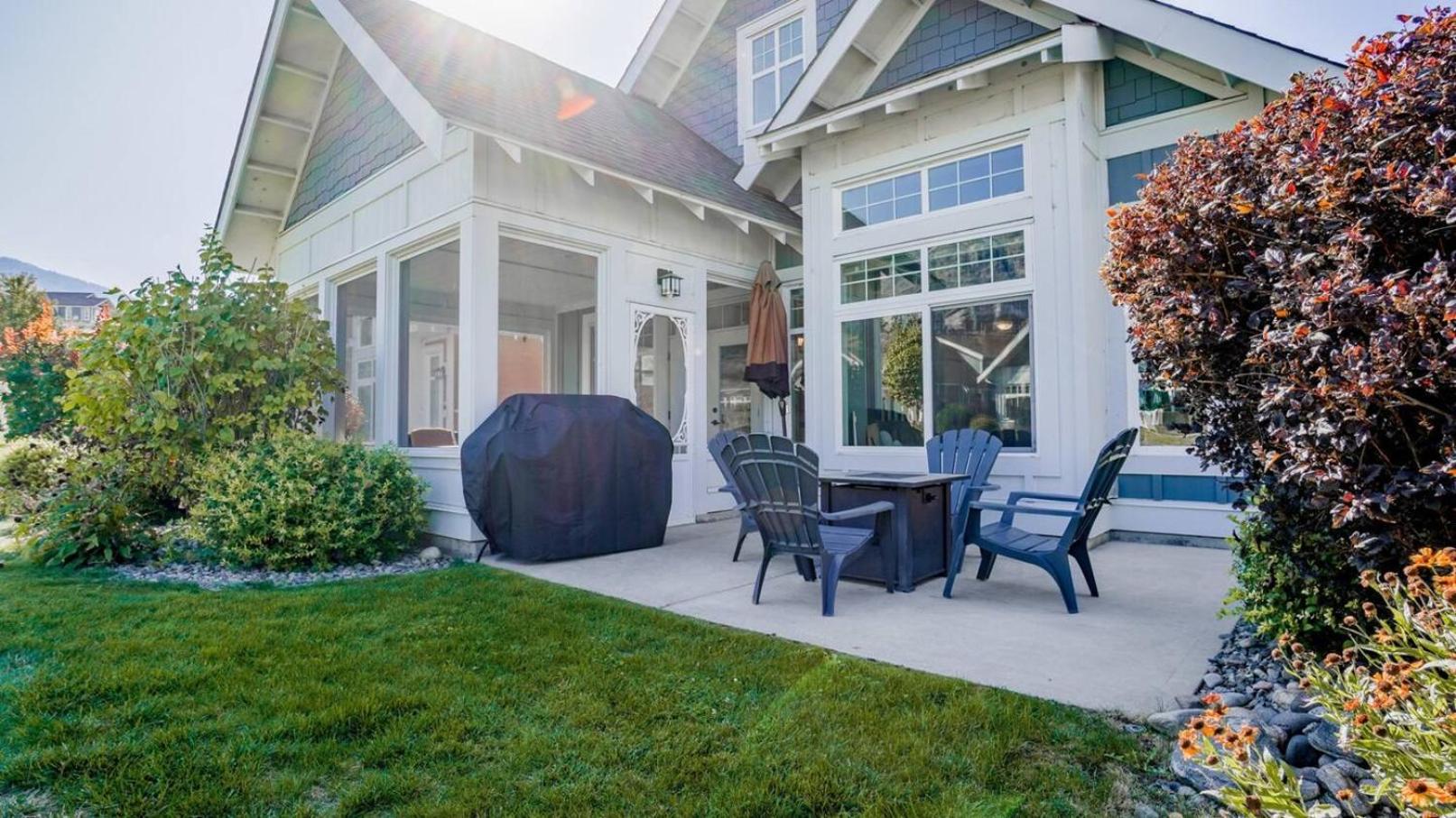 Syrah Cottage On Osoyoos Lake #130