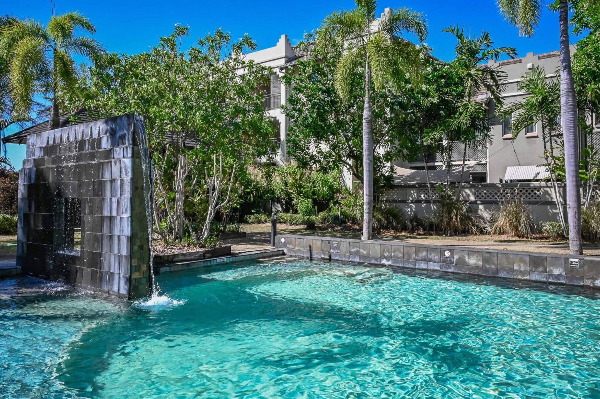 La Palma Cairns- Resort 9 Pools & Gym