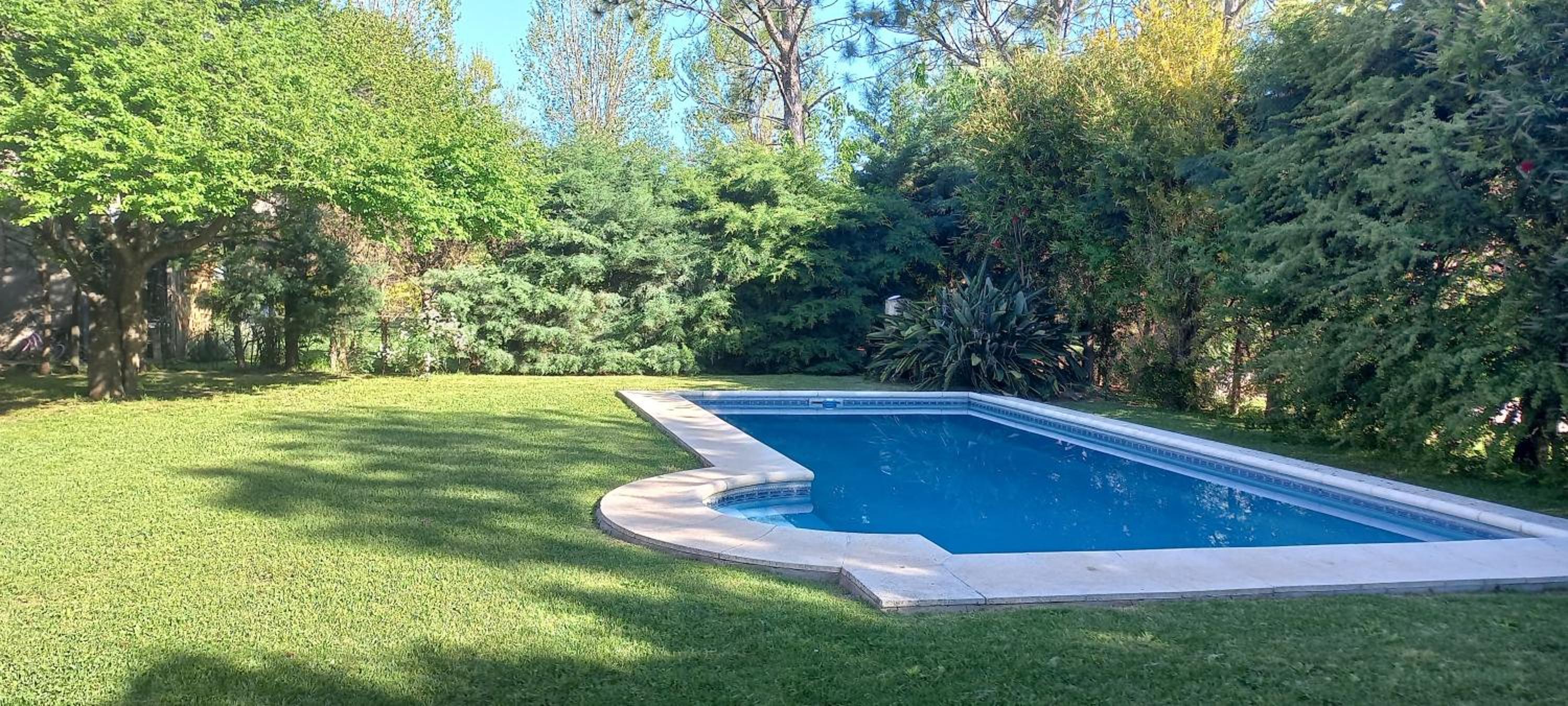 Casa estilo Toscana Barrio Privado Valle Claro