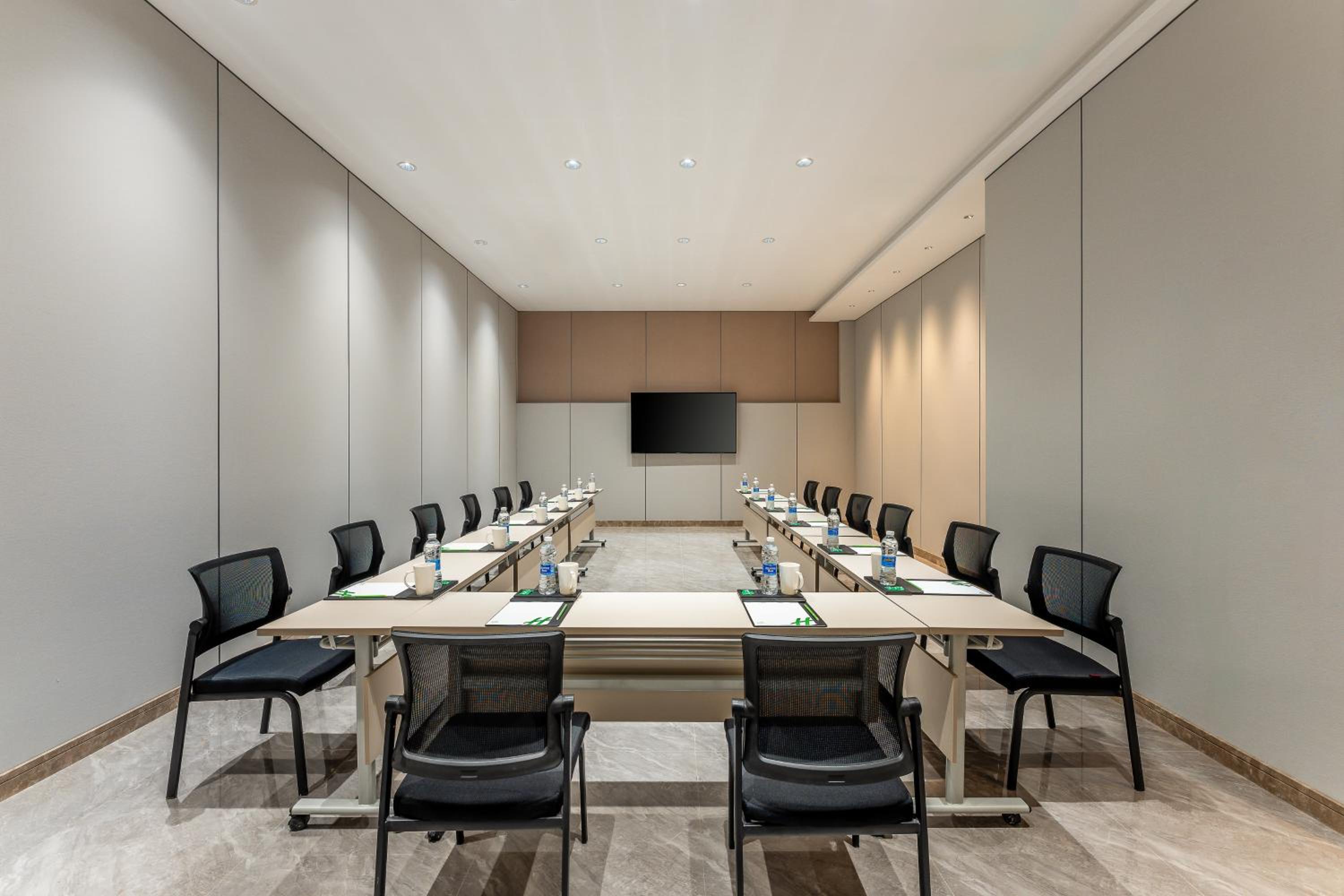 Holiday Inn Jiuhua Mountain Hot Spring by IHG