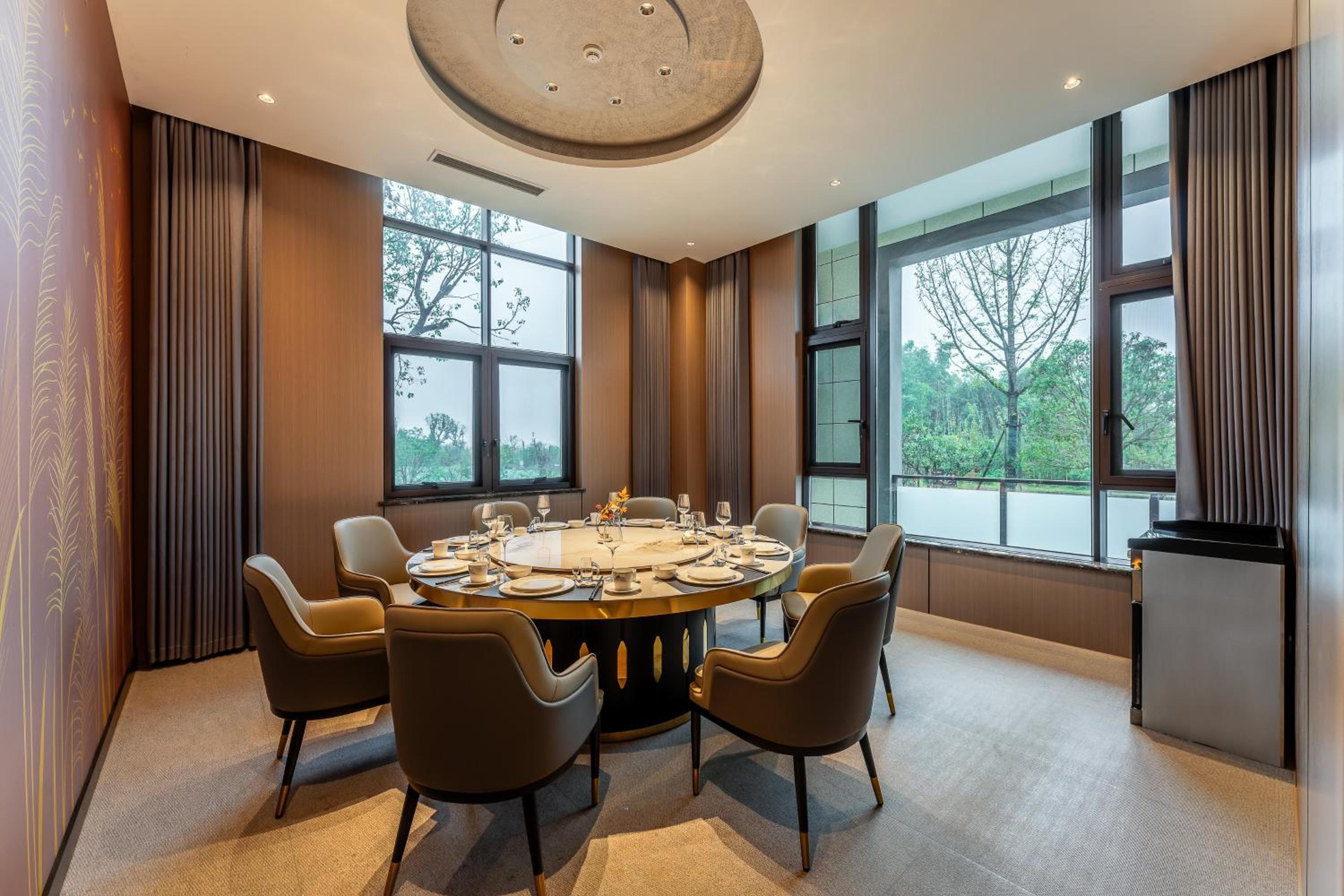 Holiday Inn Jiuhua Mountain Hot Spring by IHG