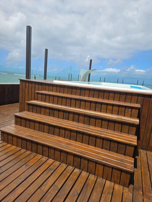 Exclusivo Frente Mar c piscina e jacuzzi térmica