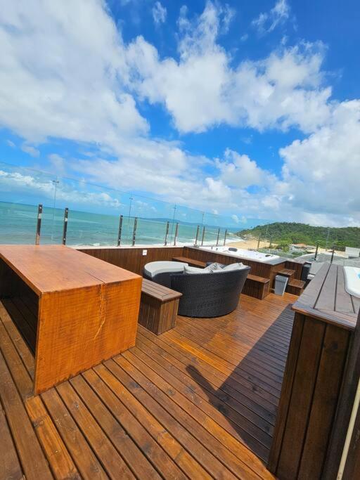 Exclusivo Frente Mar c piscina e jacuzzi térmica