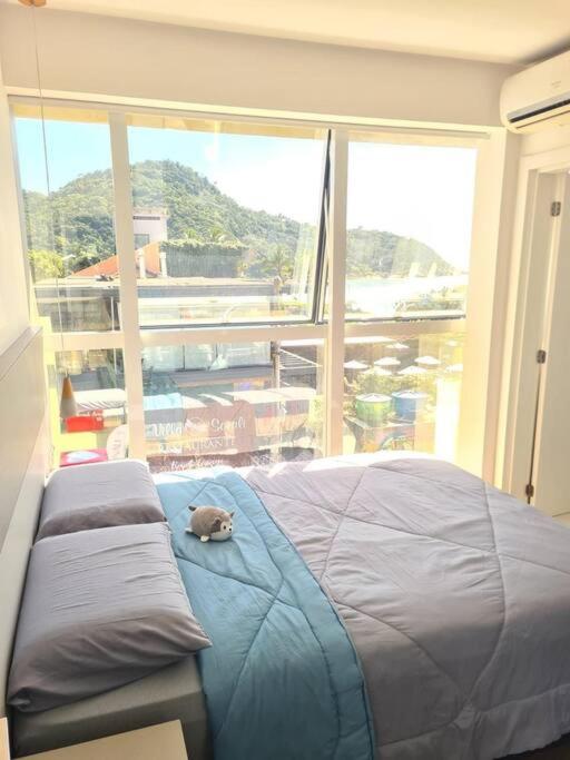 Exclusivo Frente Mar c piscina e jacuzzi térmica