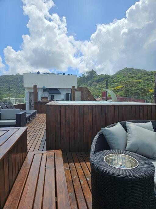 Exclusivo Frente Mar c piscina e jacuzzi térmica
