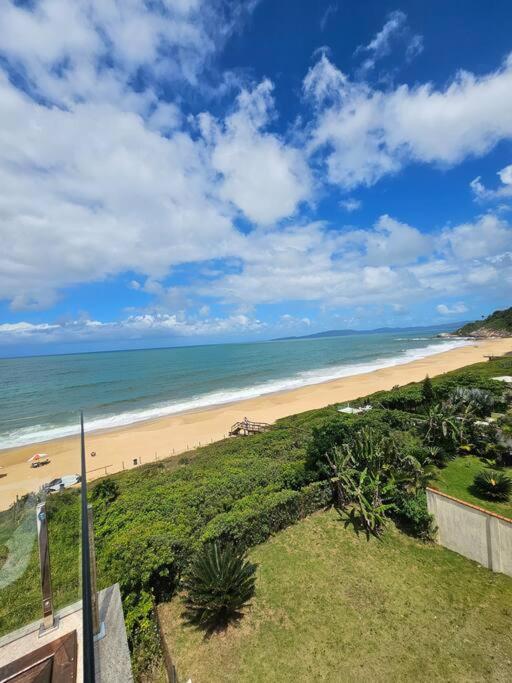 Exclusivo Frente Mar c piscina e jacuzzi térmica