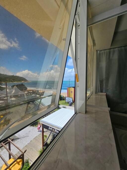 Exclusivo Frente Mar c piscina e jacuzzi térmica