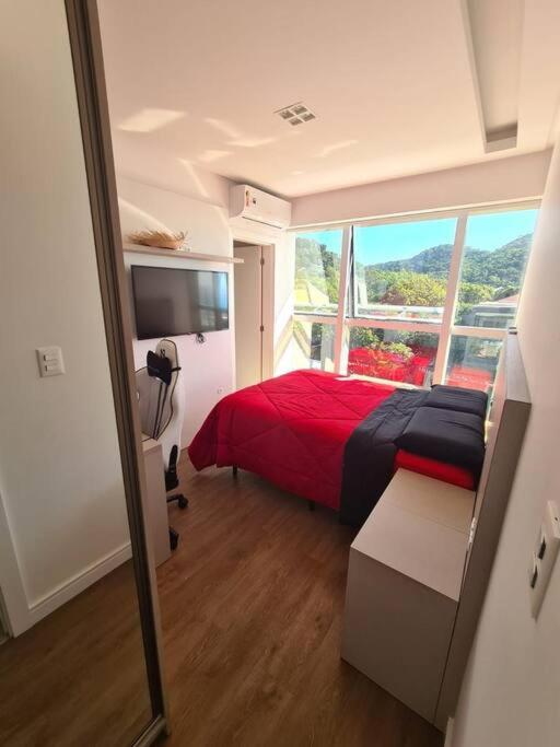 Exclusivo Frente Mar c piscina e jacuzzi térmica