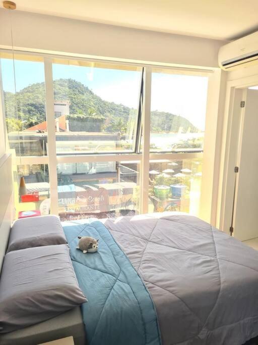 Exclusivo Frente Mar c piscina e jacuzzi térmica