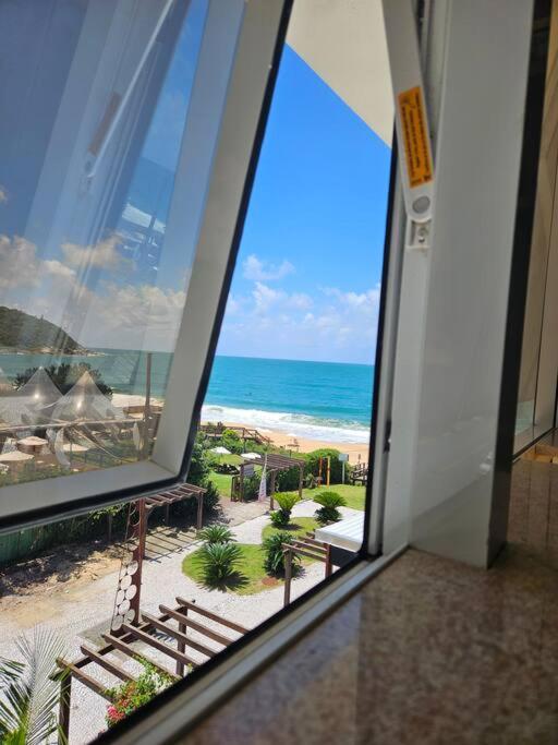 Exclusivo Frente Mar c piscina e jacuzzi térmica