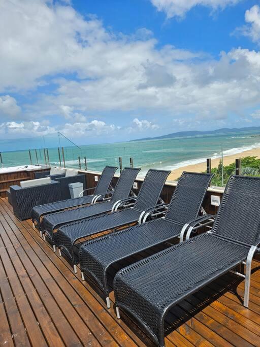 Exclusivo Frente Mar c piscina e jacuzzi térmica