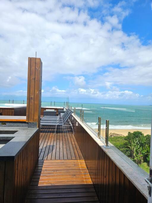 Exclusivo Frente Mar c piscina e jacuzzi térmica