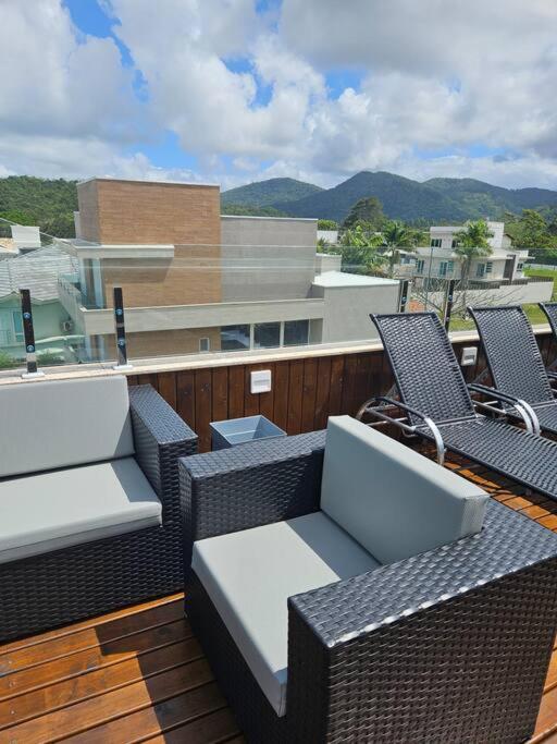 Exclusivo Frente Mar c piscina e jacuzzi térmica
