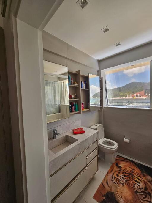 Exclusivo Frente Mar c piscina e jacuzzi térmica