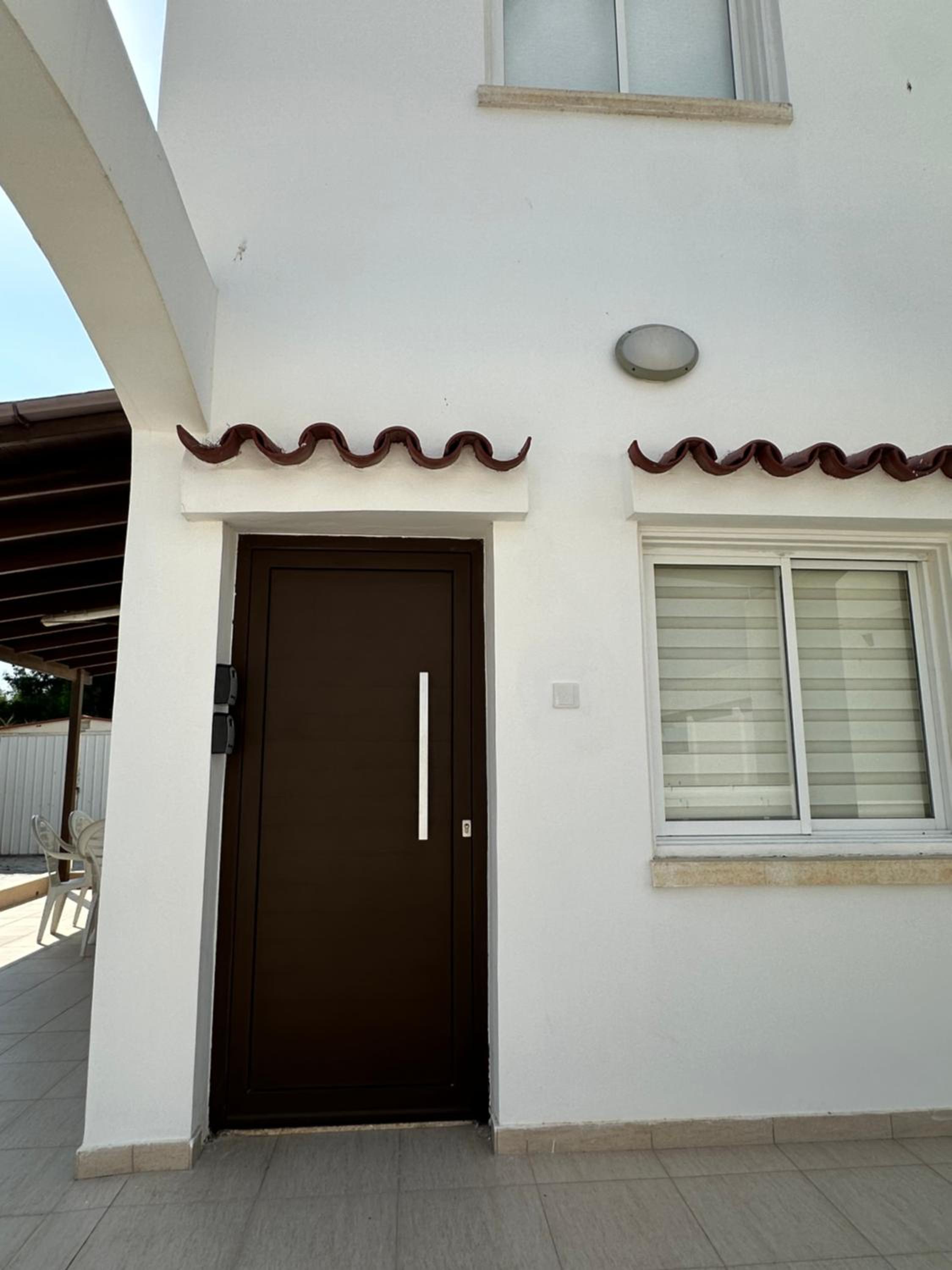Stylish, quiet Villa 800m from the beach, Pernera