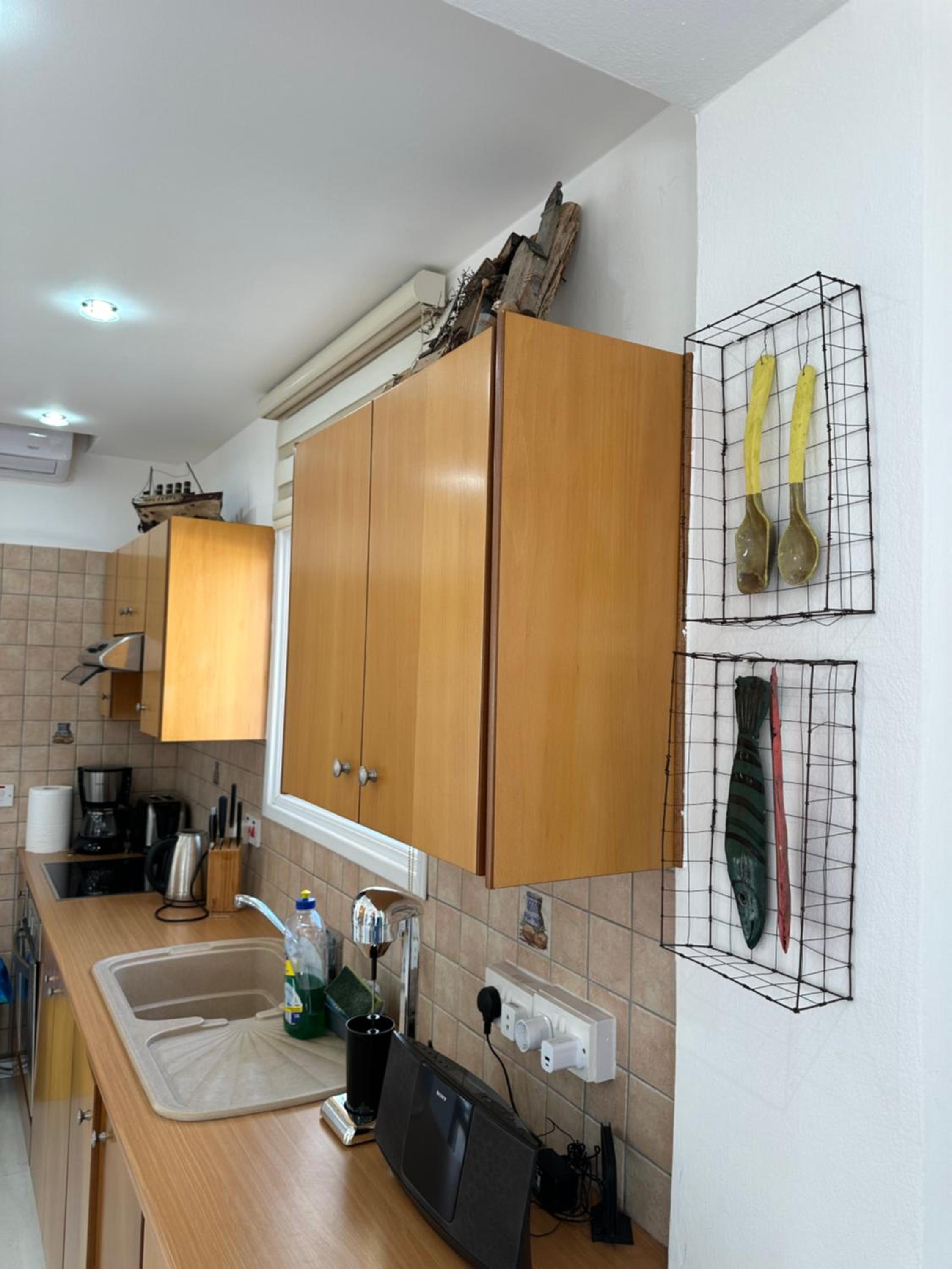 Stylish, quiet Villa 800m from the beach, Pernera