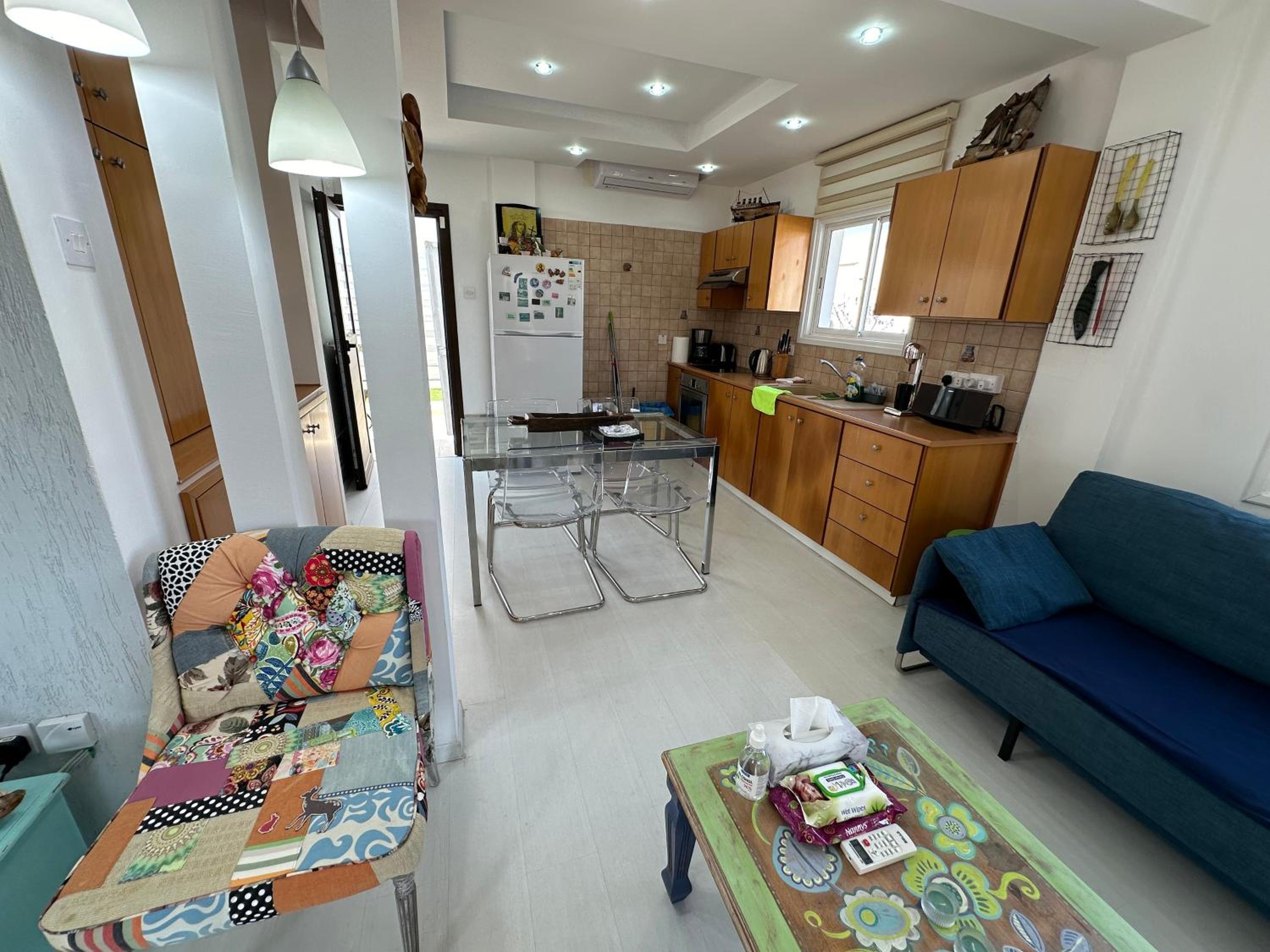 Stylish, quiet Villa 800m from the beach, Pernera