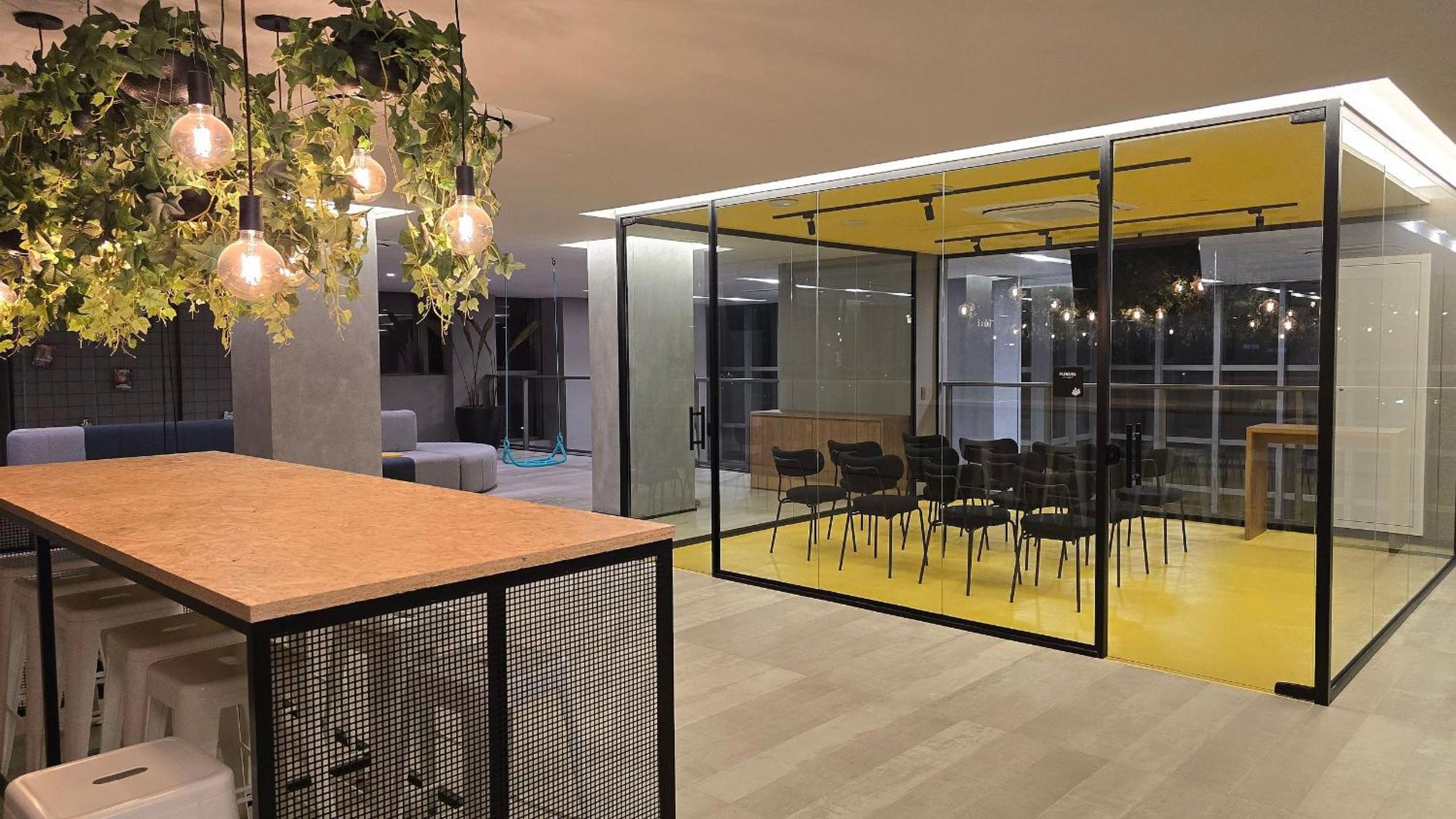 meeting & event spaces