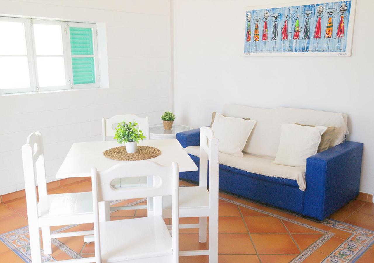Vista Mar - Seafront Holiday Apartments