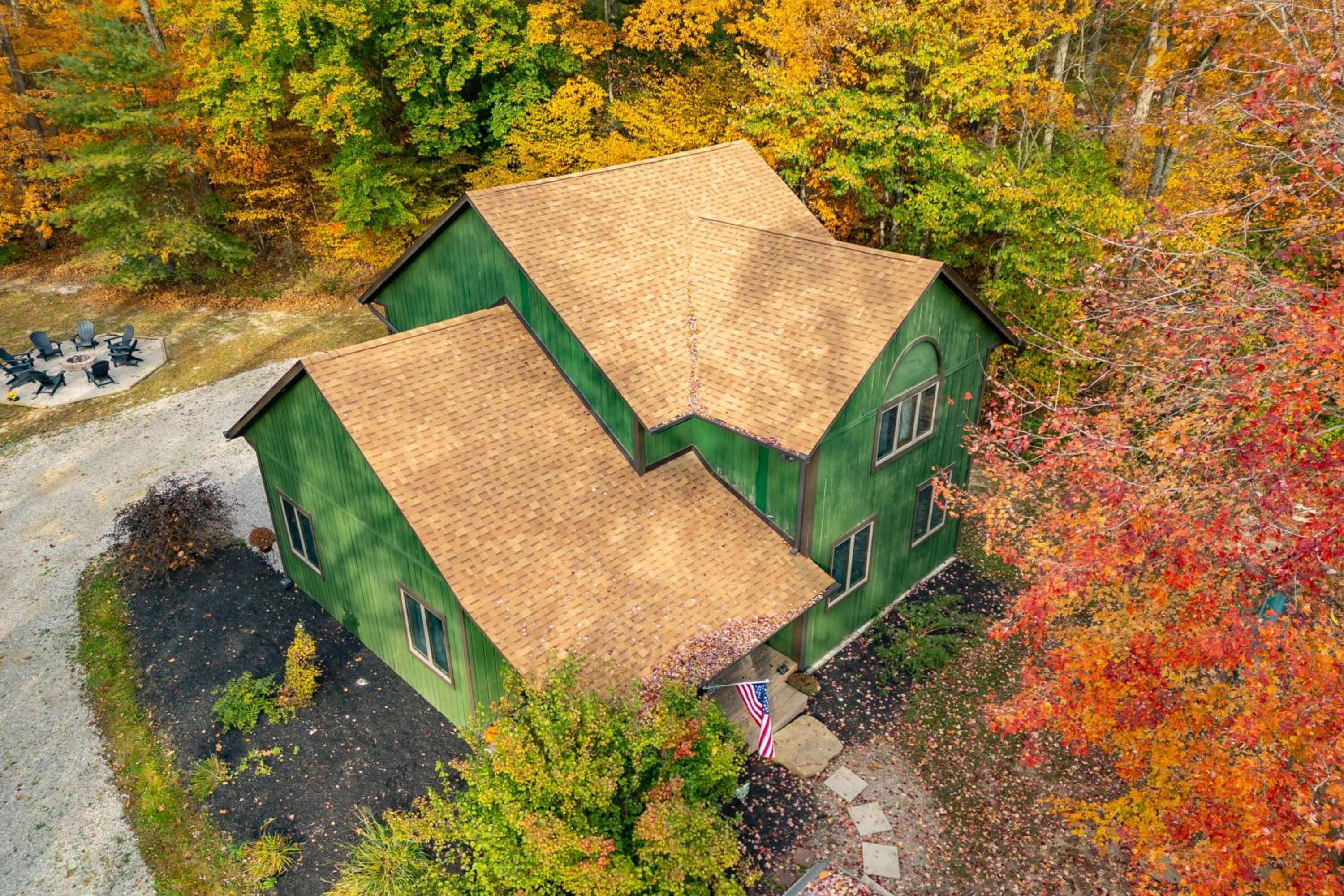 Bloomington Vacations - Story Time Retreat - Property Image 3