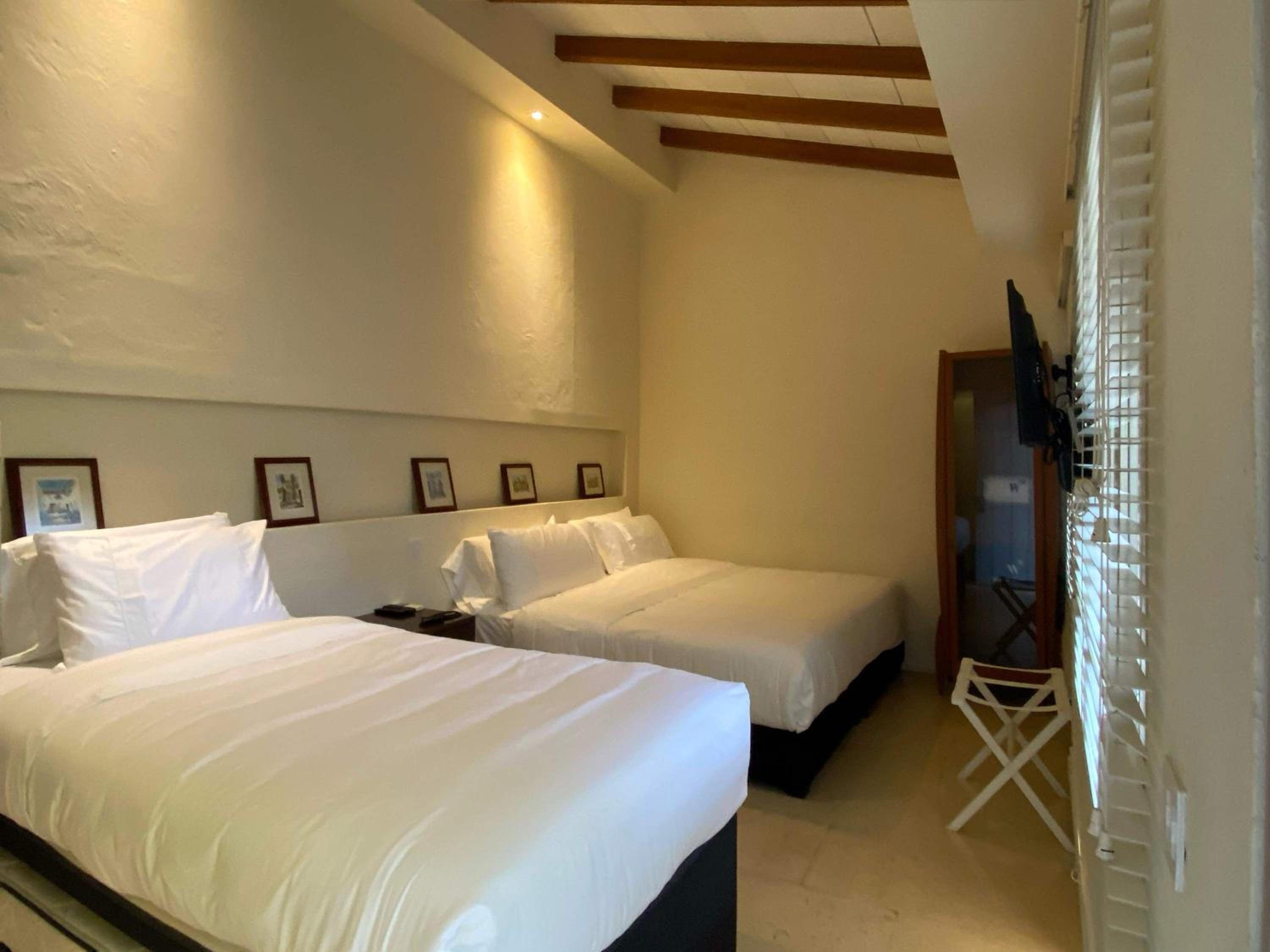 Fantastic House with Amazing Pool in Cartagena