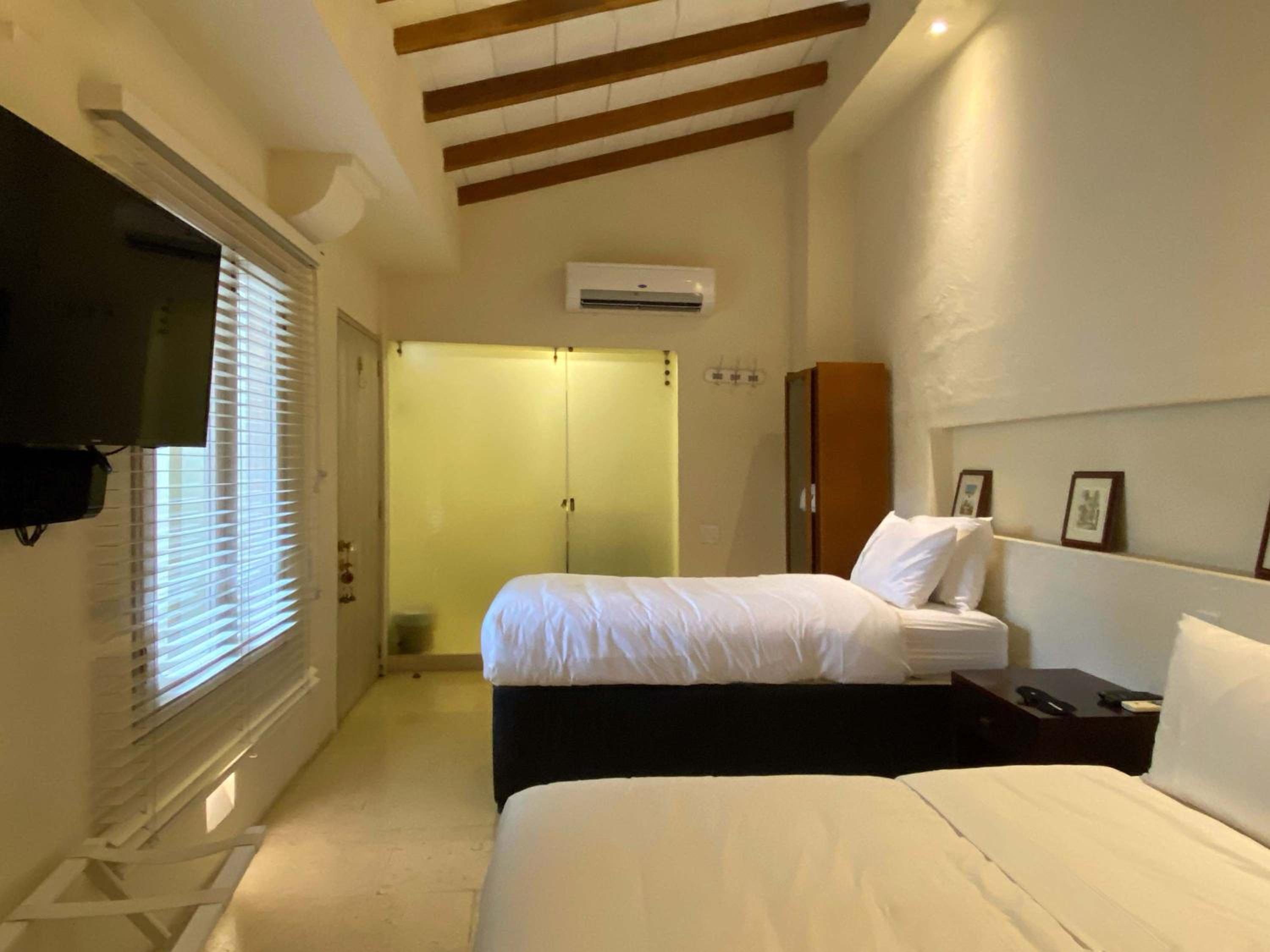 Fantastic House with Amazing Pool in Cartagena