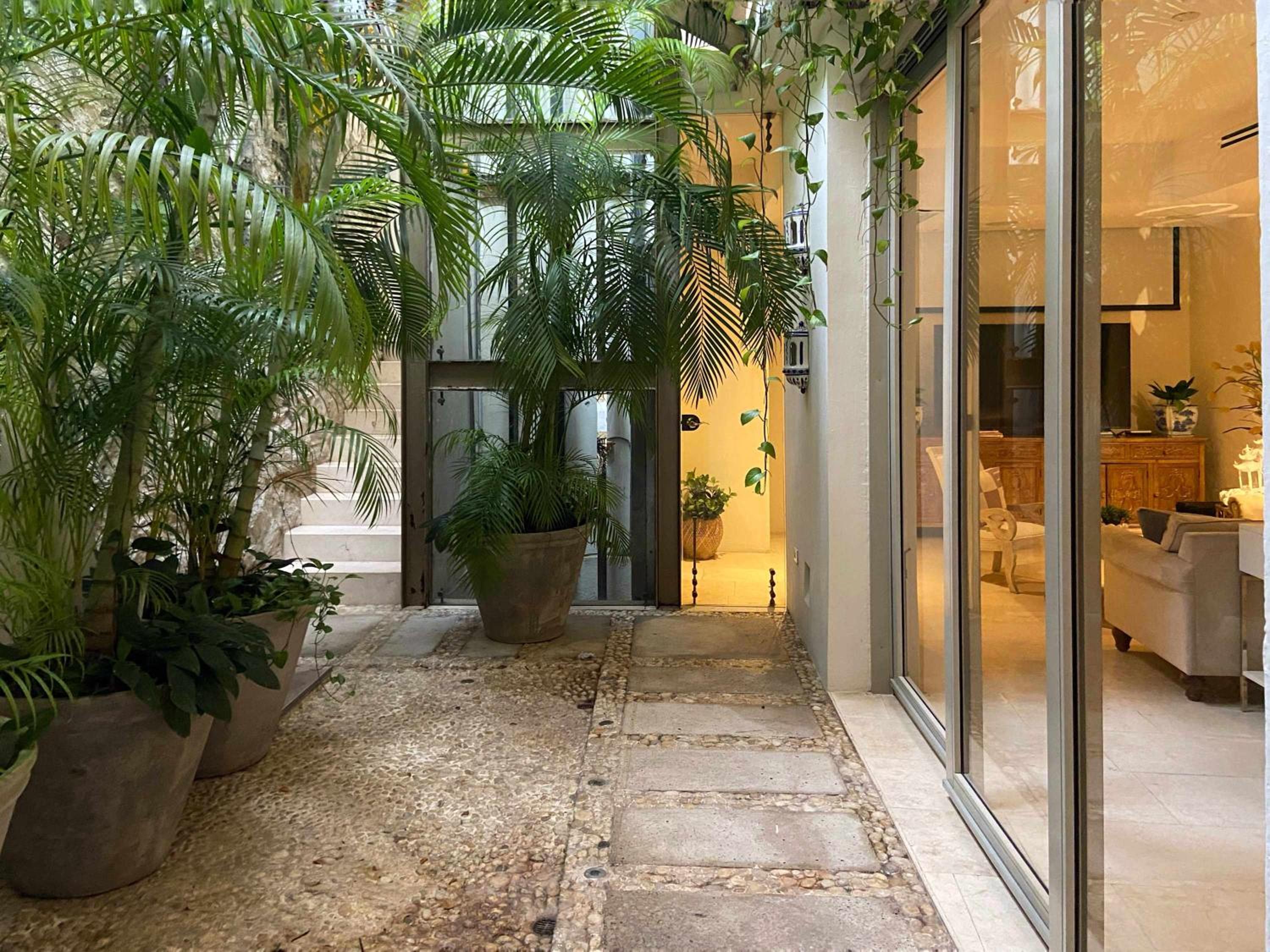 Fantastic House with Amazing Pool in Cartagena