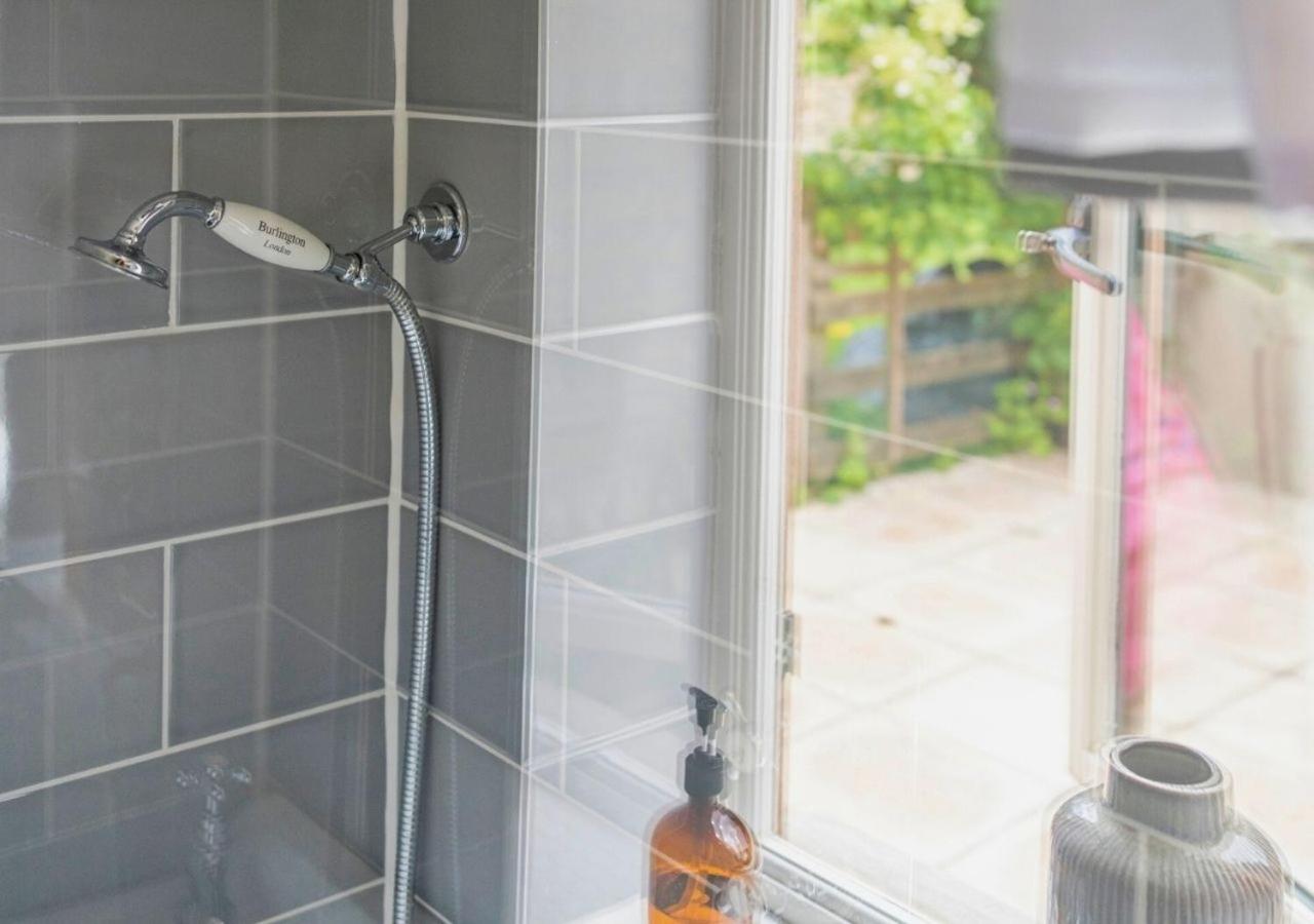 Cosy 2BD Cottage in Oxfordshire - Near Daylesford! view 3