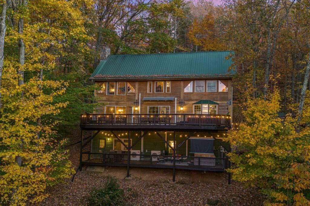 Mountain View, Secluded Lodge, Forest Escape