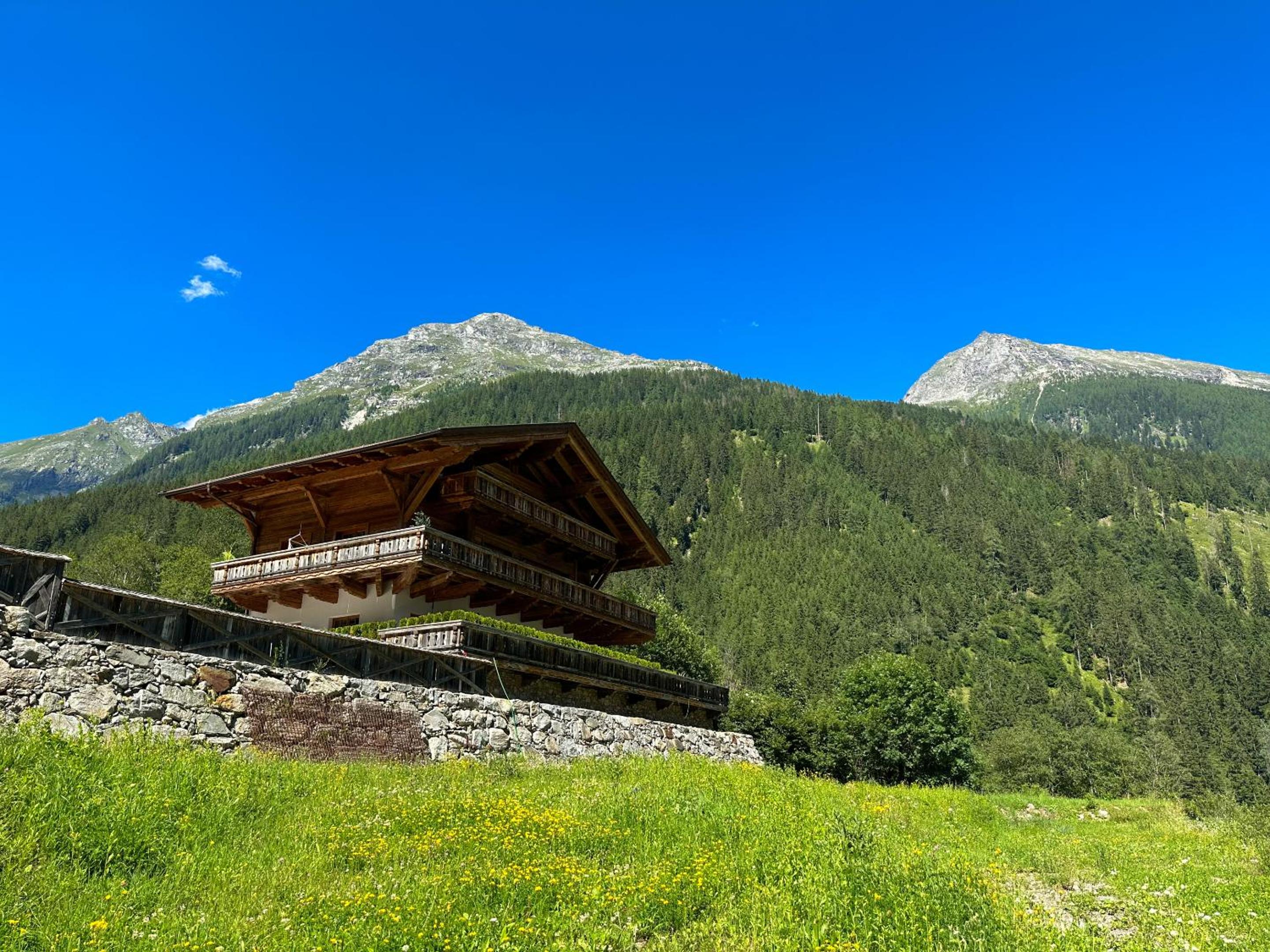 Grand Chalet
