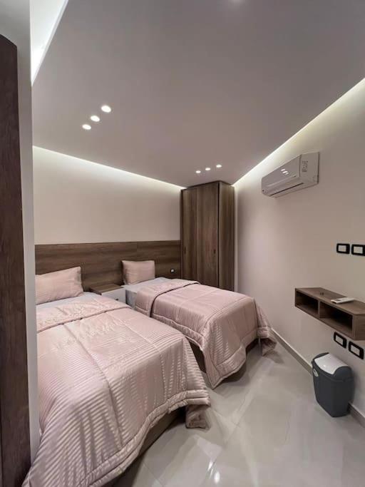 Modern Apartment in the Heart of Dokki, Cairo