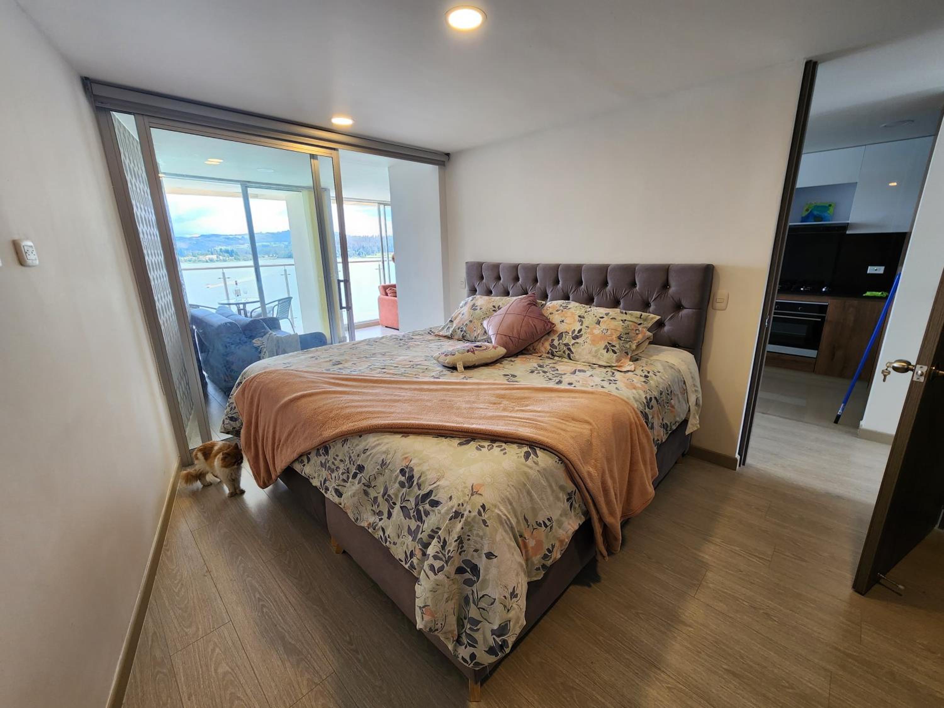 Increíble apartamento con vista panorámica al lago Sochagota