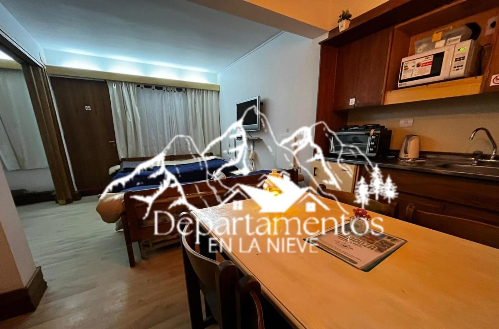 Hermoso departamento frente a las montañas
