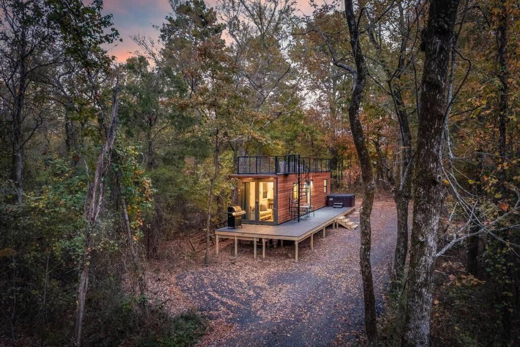 New - Oak Glen MicroCabin - Rare view 4