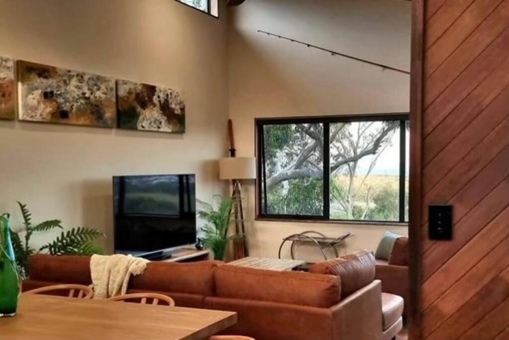 Island House