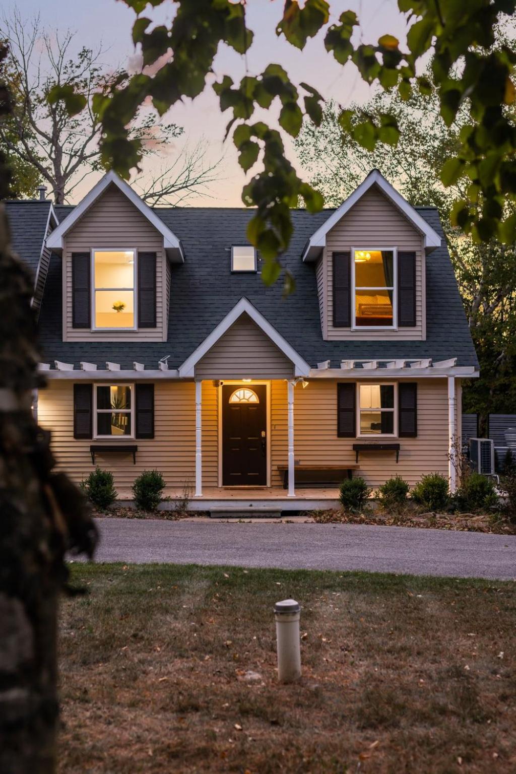 Hotel The Pineapple Lake House - Image 1