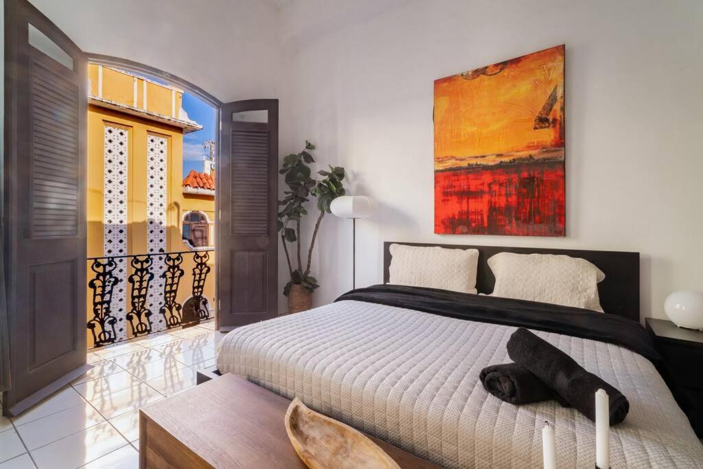 Spanish Penthouse Historic Mansion Private Patio