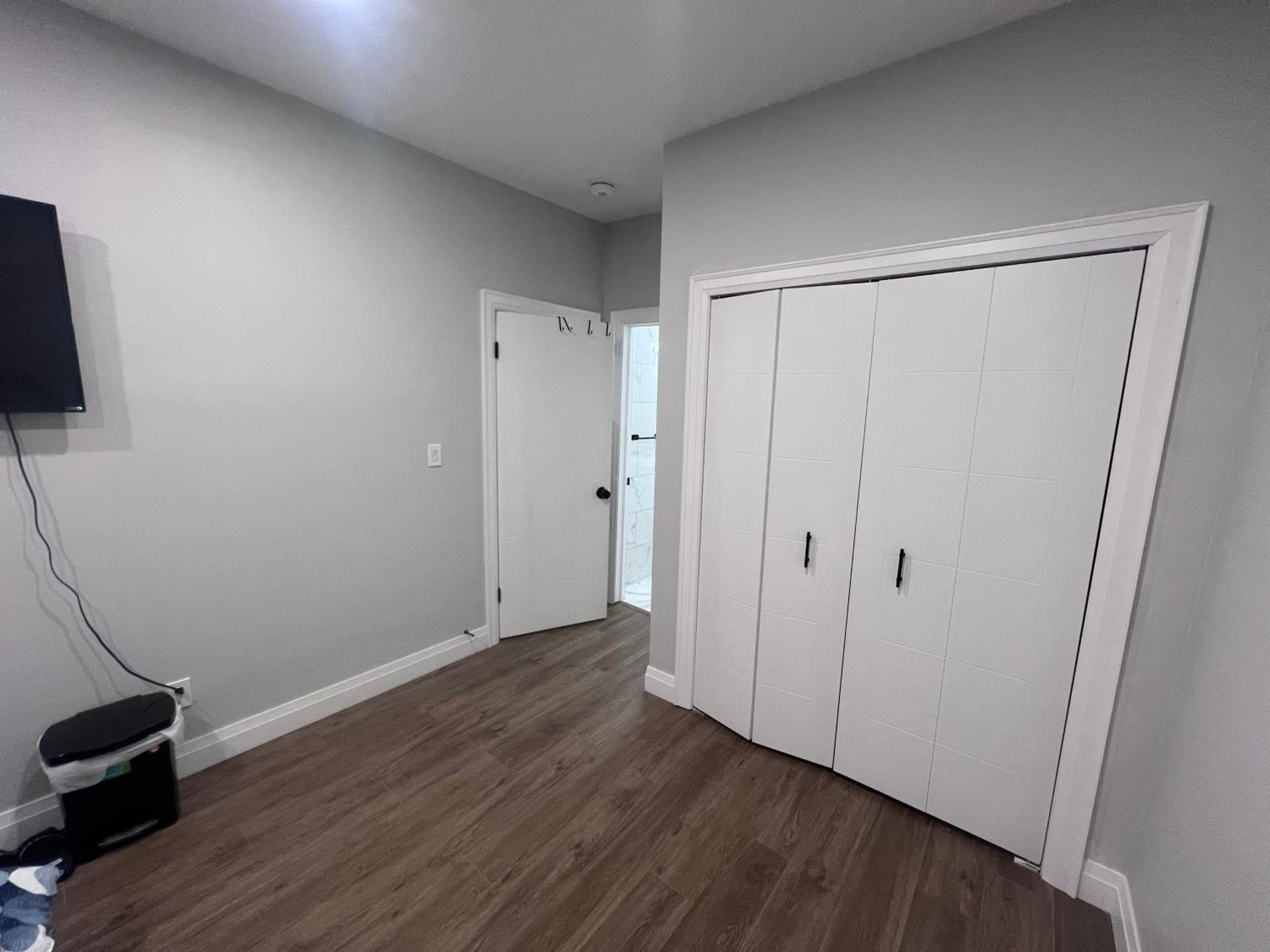 Cambridge Vacations - B1 Room With Private Bathroom In Cambridge - Property Image 10