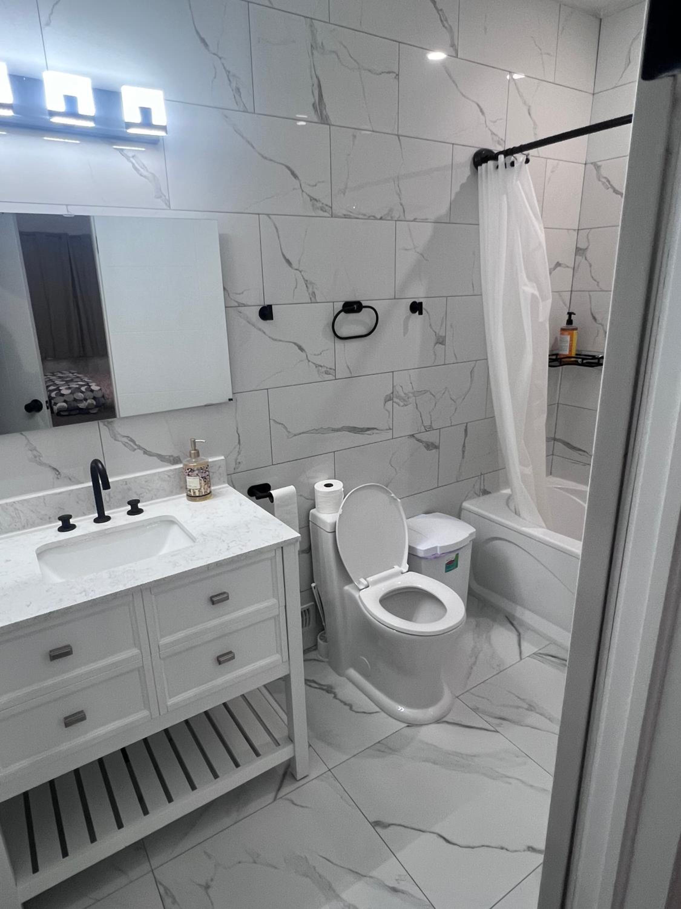 Bb11 Private Bathroom Room In Cambridge