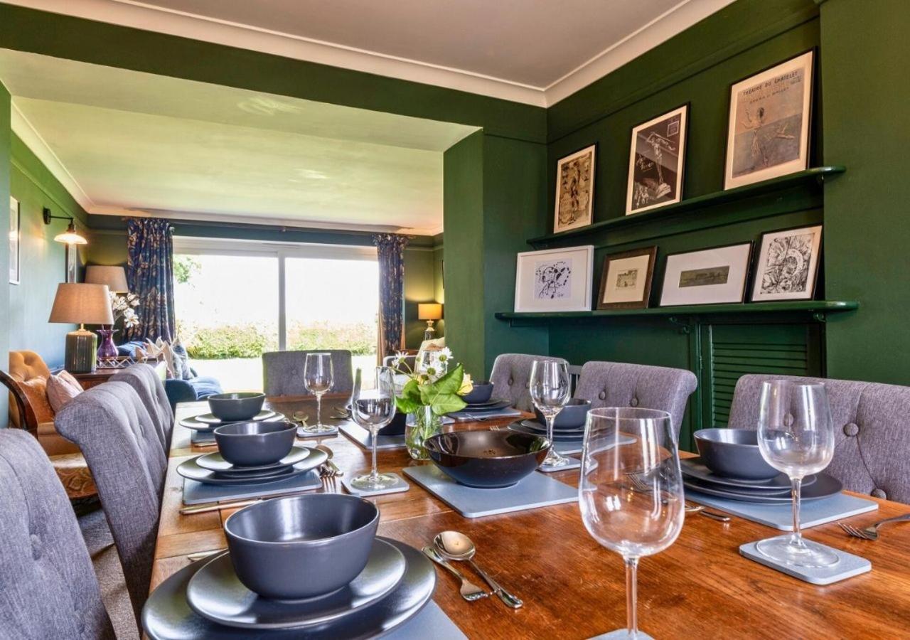 Gorgeous Rural 4 Bed Farm Cottage - With Hot Tub! view 3