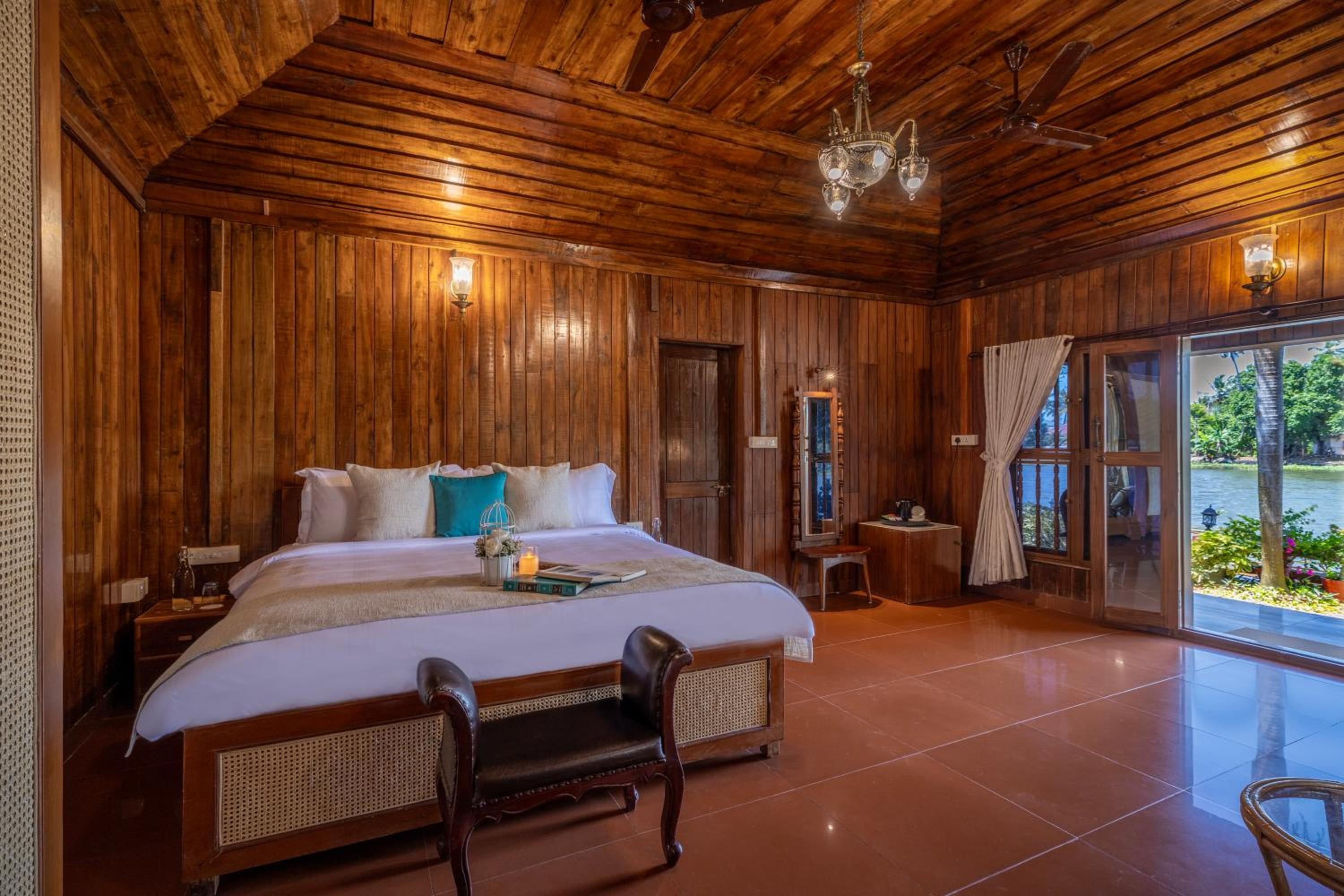 ama Stays & Trails Aquabliss ,Alleppey view 2