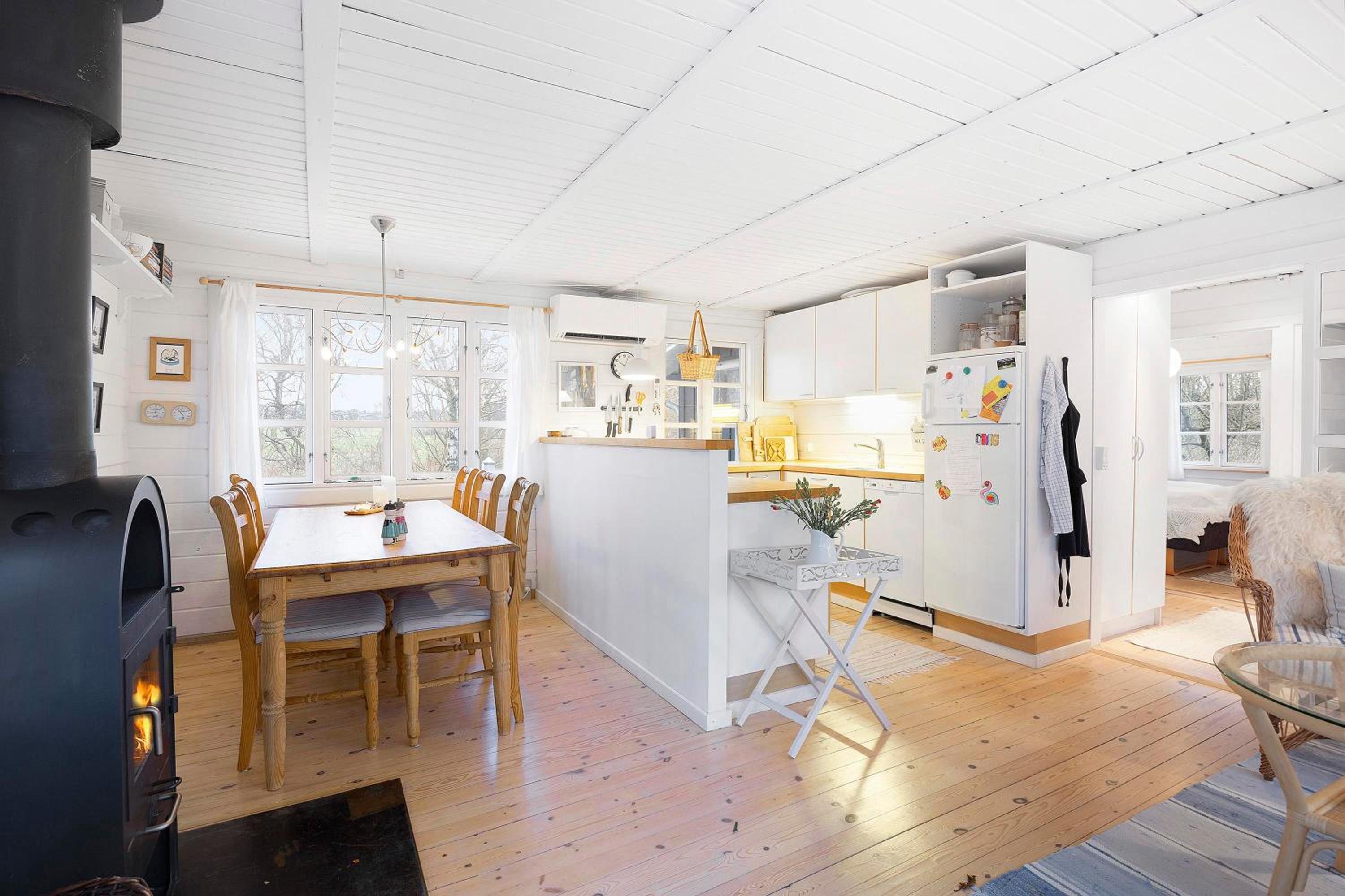 Charming Small Holiday Home Close To The Beach Ideal For An Ebeltoft Getaway