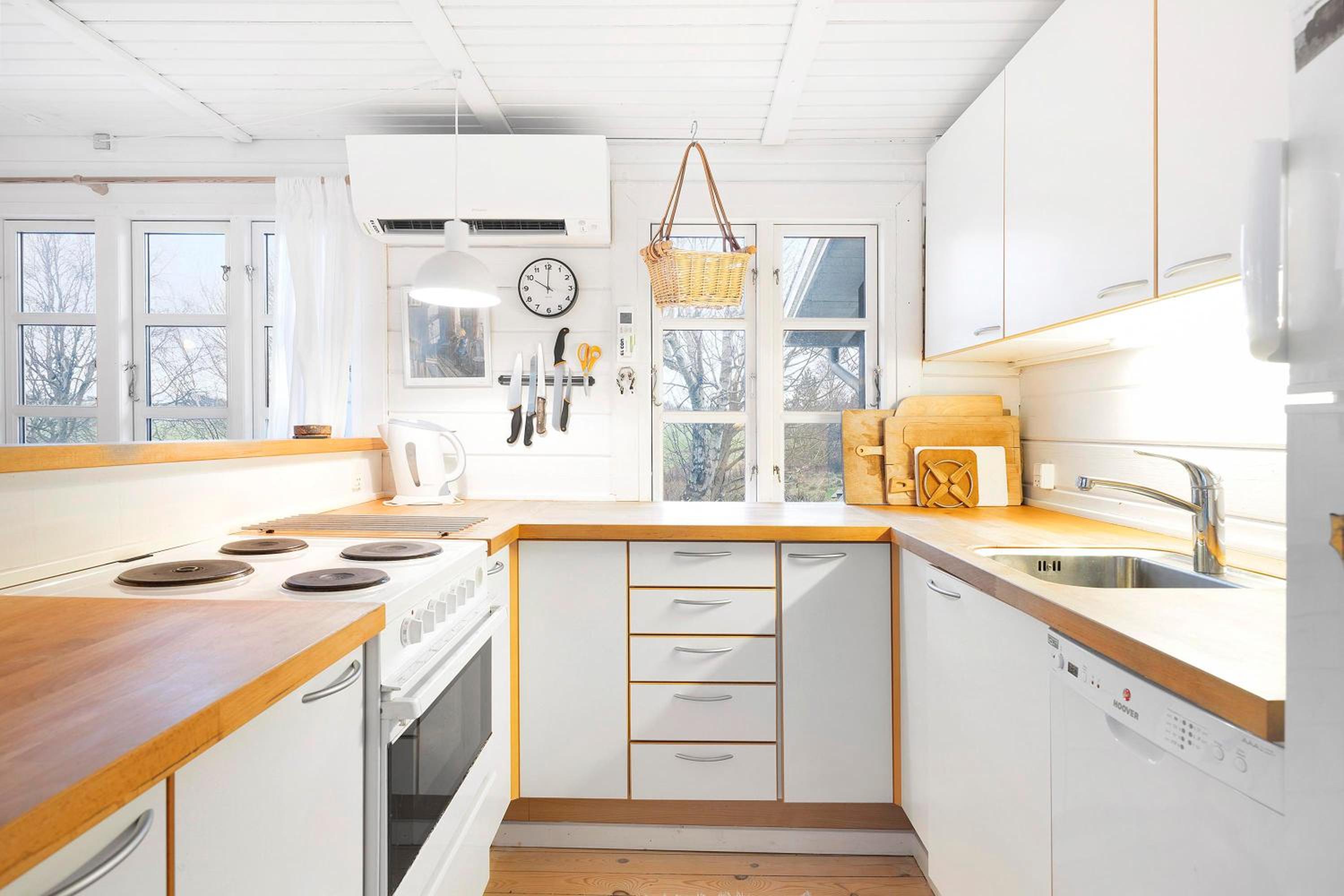 Charming Small Holiday Home Close To The Beach Ideal For An Ebeltoft Getaway